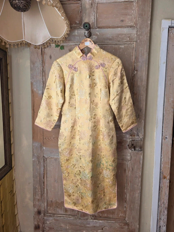 Vintage 1950s Silk Cheongsam Dress | Gold Floral Brocade | Mandarin Collar | Wiggle Dress | UK 6/8