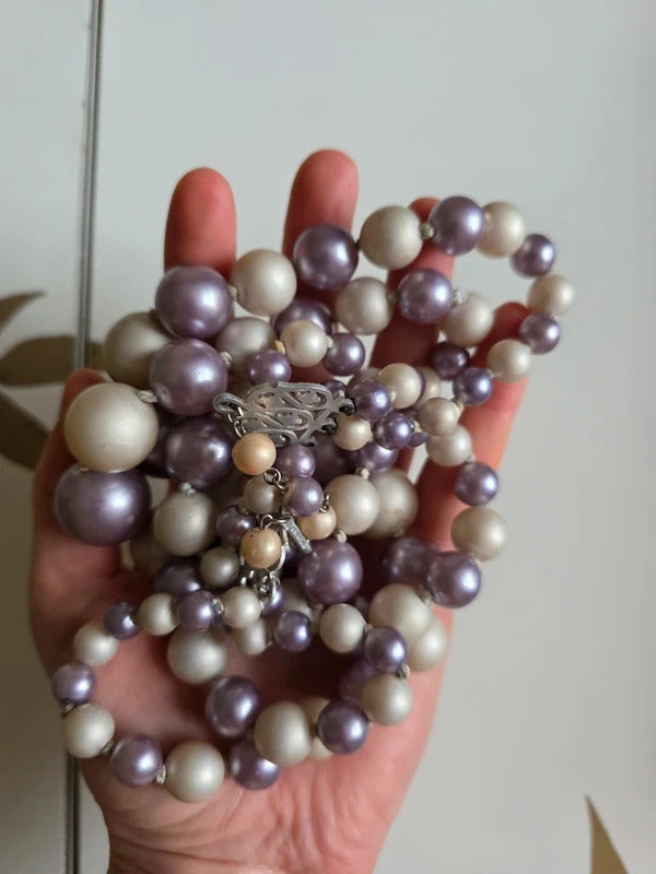 Vintage Late 1950s Faux Pearl Triple Strand Necklace – Lilac & Ivory Collier