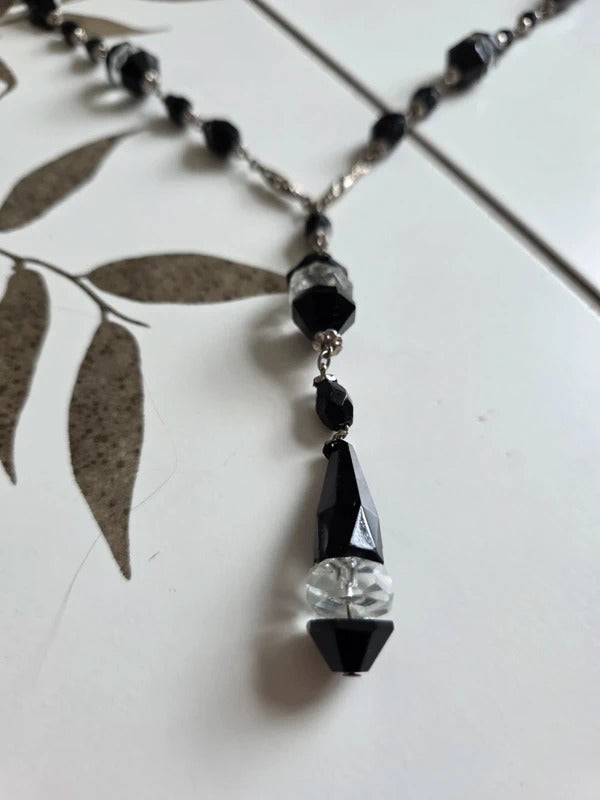 Art Deco Cut Glass Necklace – Black & Clear Long Flapper Style