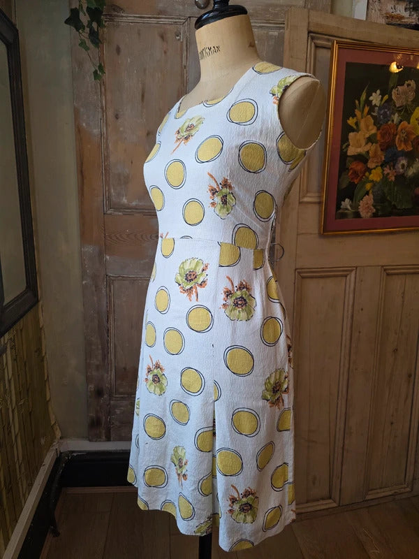 Vintage 1960s novelty butter yellow - Mod Cotton Wiggle Shift Dress