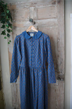 Load image into Gallery viewer, Vintage 1980s Laura Ashley Dress - Wool and cotton -folk print UK8/10
