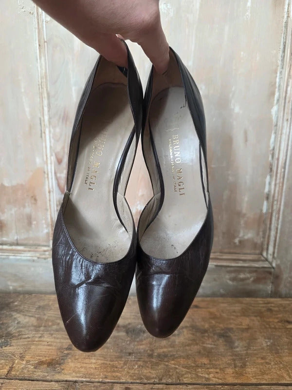 Vintage Bruno Magli Dark Brown Leather Court Shoes – Made in Italy – UK 4.5 – Classic Designer Heels