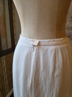 Load image into Gallery viewer, Vintage Y2K Max Mara Linen Pencil Skirt | Cream Tailored Midi | Designer Italian | W30" pietra
