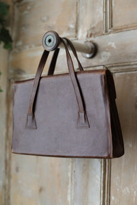 Vintage early 1940s Dark brown leather handbag