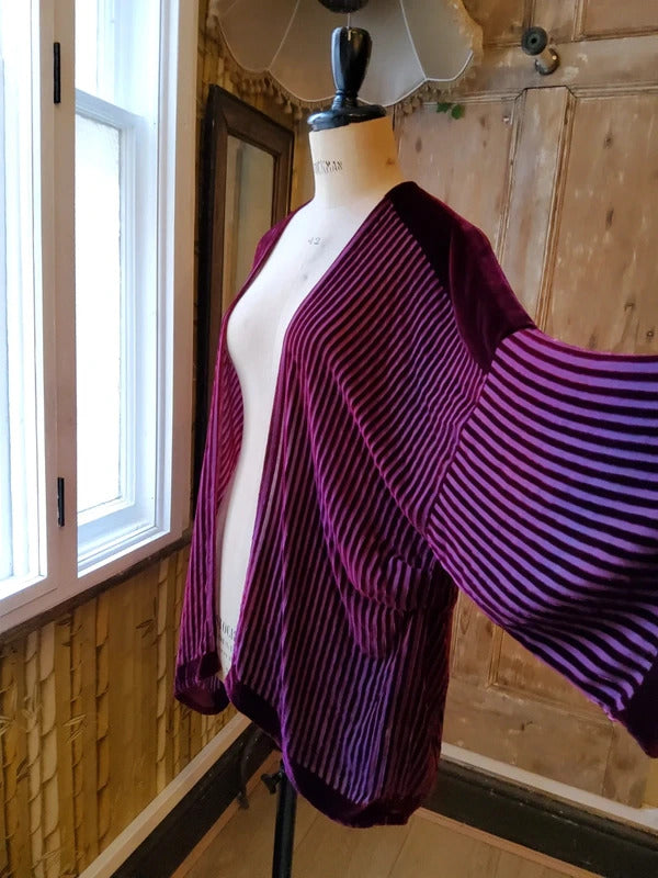 Vintage Charles And Patricia Lester Silk Devoré Velvet Kimono Jacket bugundyStriped