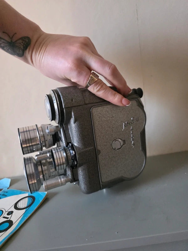 Vintage Nizo 8 Allmat Cine Camera (with manuals)