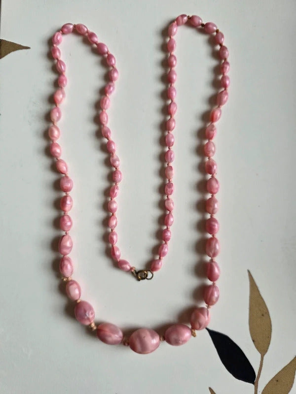 Vintage 1930s czech Mottled Pink Glass Graduated Bead Necklace – Long Strand
