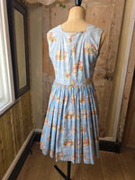 Load image into Gallery viewer, Vintage 1950s cotton novelty Dress Make Do And Mend Project UK12 Needs Repairs
