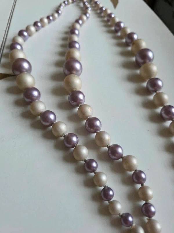 Vintage Late 1950s Faux Pearl Triple Strand Necklace – Lilac & Ivory Collier