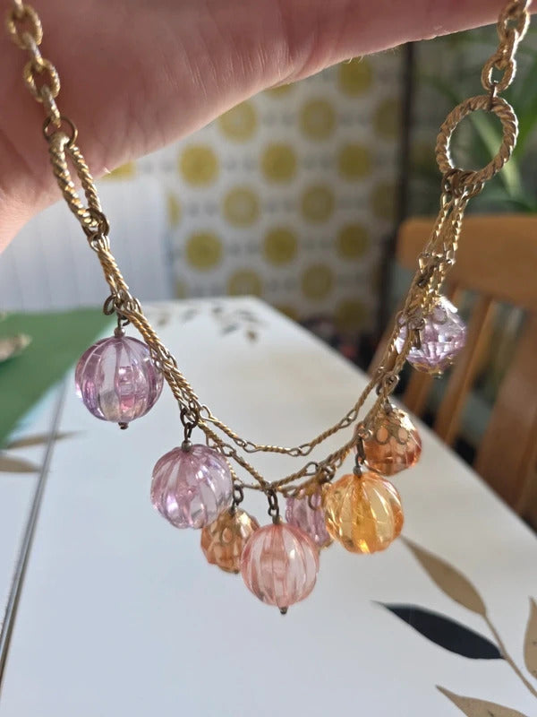 Vintage 1970s Moulded acrylic statement necklace