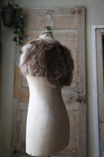 Load image into Gallery viewer, Vintage 1920s Fox Fur Capelet – Snow-Tipped Caramel Brown – Elegant Shoulder Wra
