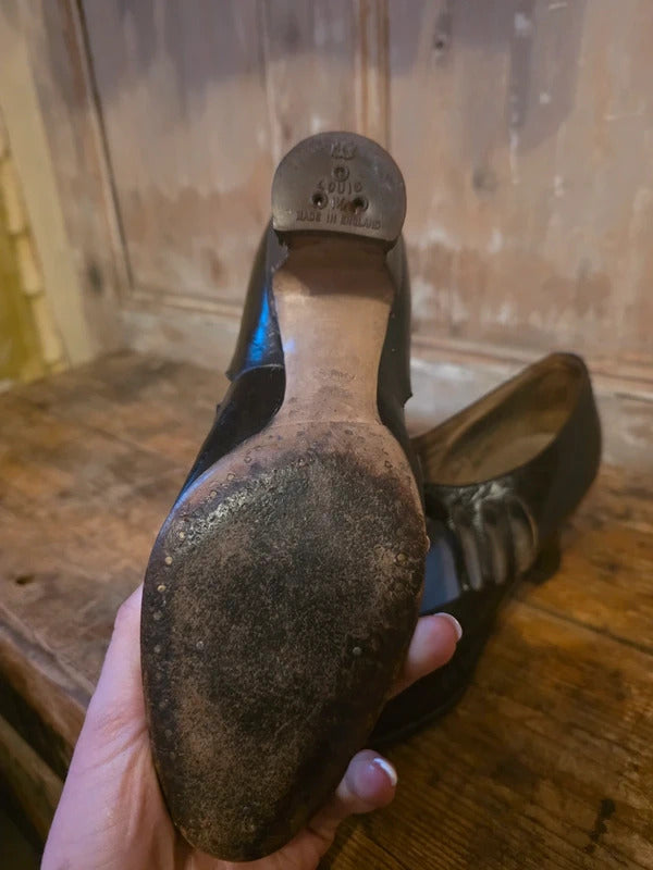 Original 1930s Vintage Leather T-Bar Shoes – UK 3½