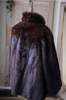 Vintage 1950s dark Mink sleek fur coat - original swing - brown mink