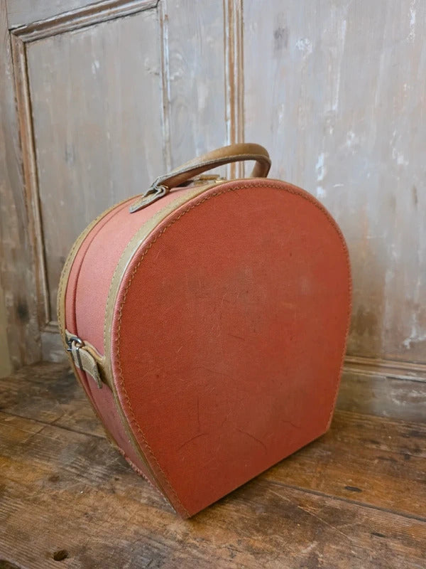 Vintage western horseshoe Vanity Case suitcase
c. 1950s