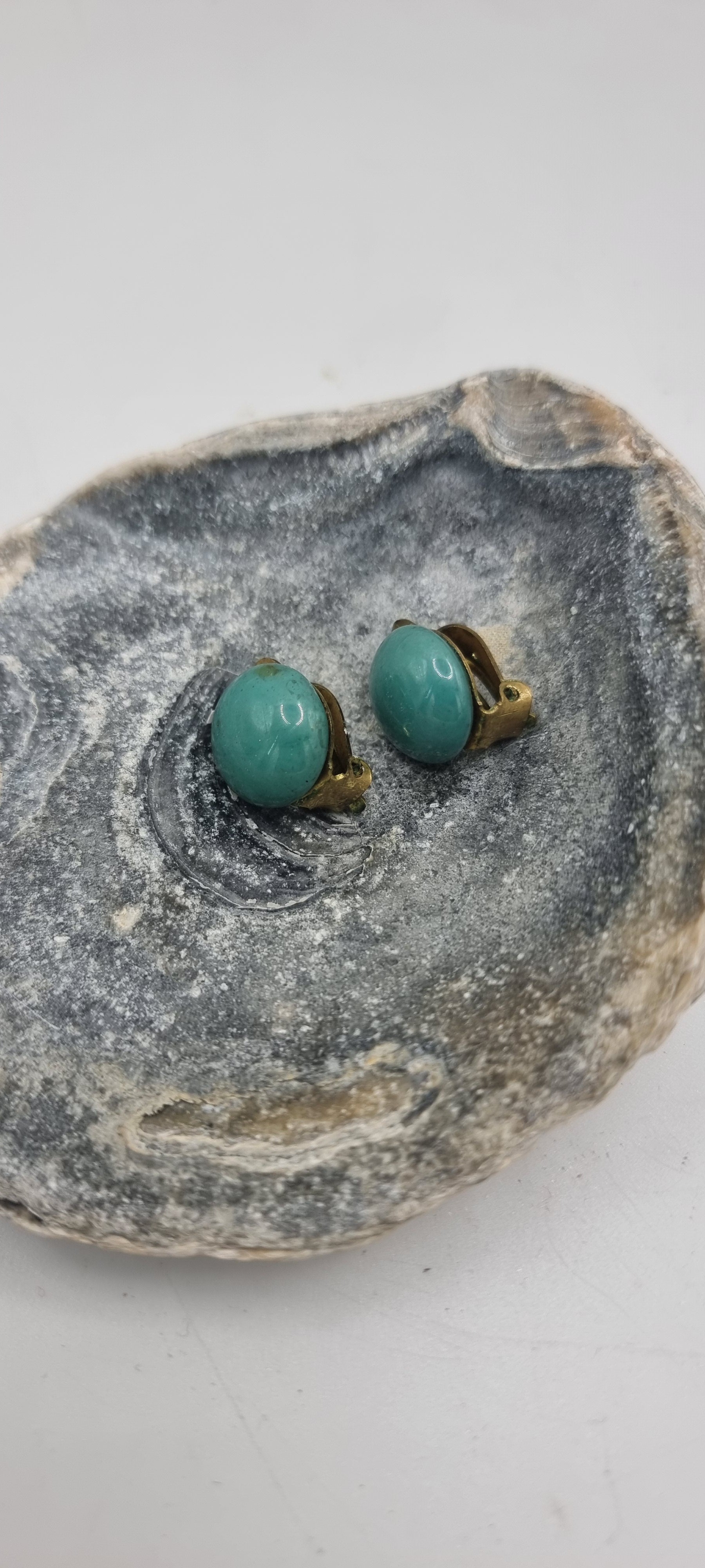 Vintage 1930s clip on  peaking glass earrings