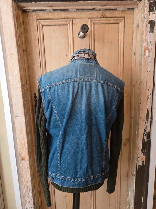 Vintage Levi’s Denim Jacket – Classic Blue Trucker – Size L