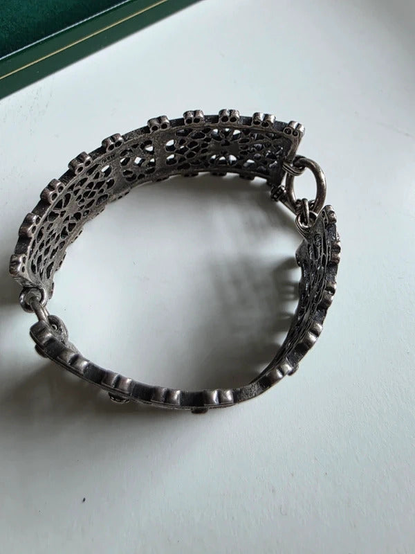 Vintage 1970s silver-tone filigree bracelet