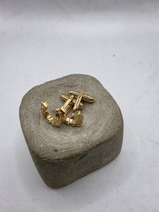 Vintage 1950s horse shoe equestrian gold tone cufflinks