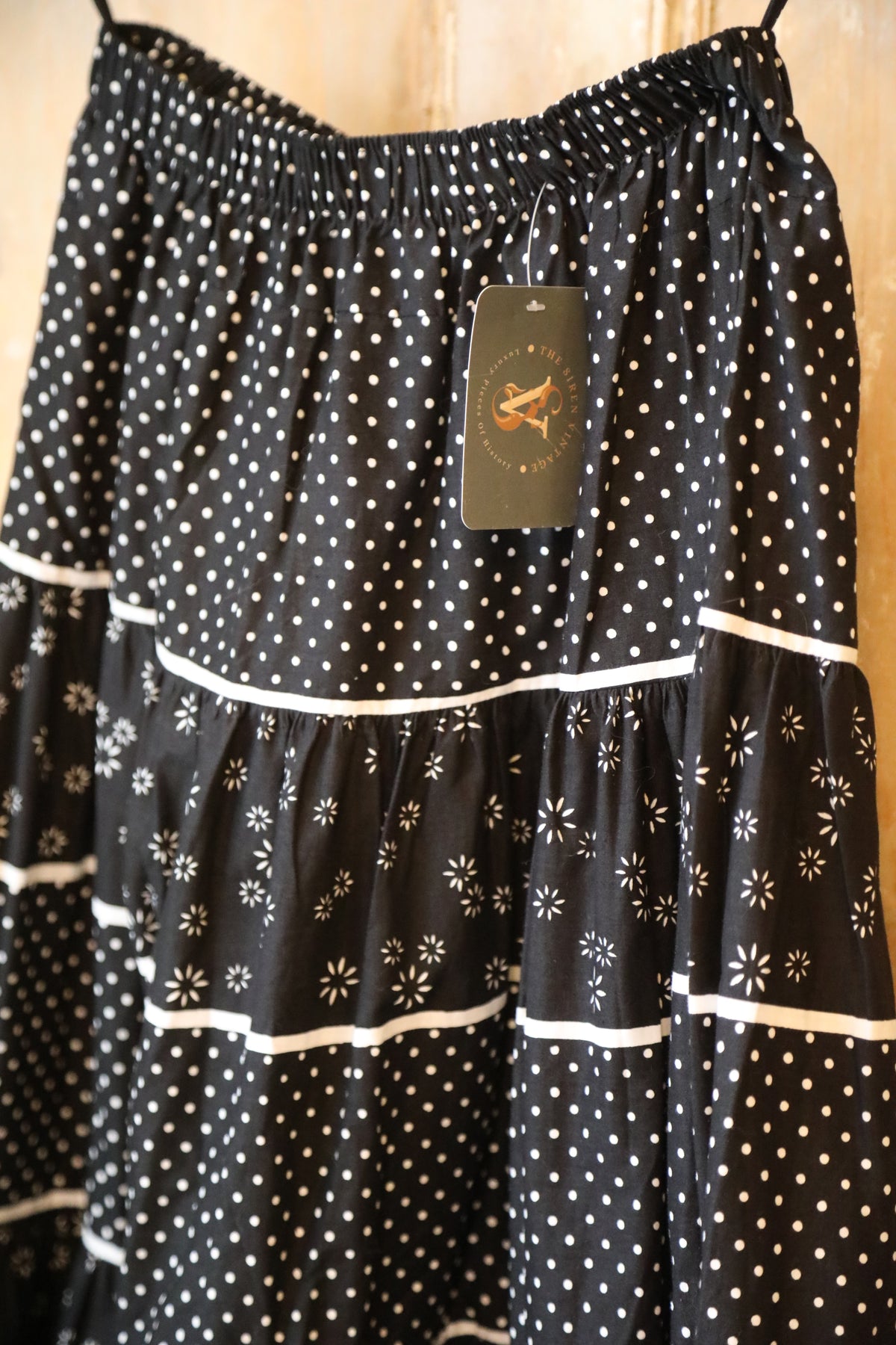 Vintage 1970s does 1950s original cotton patio tiered skirt