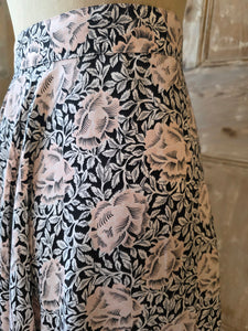 Vintage 1990s Aquascutum Circle Skirt in Sanderson Style Floral – UK 10