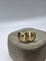 Load image into Gallery viewer, Vintage 1950s horse shoe equestrian gold tone cufflinks
