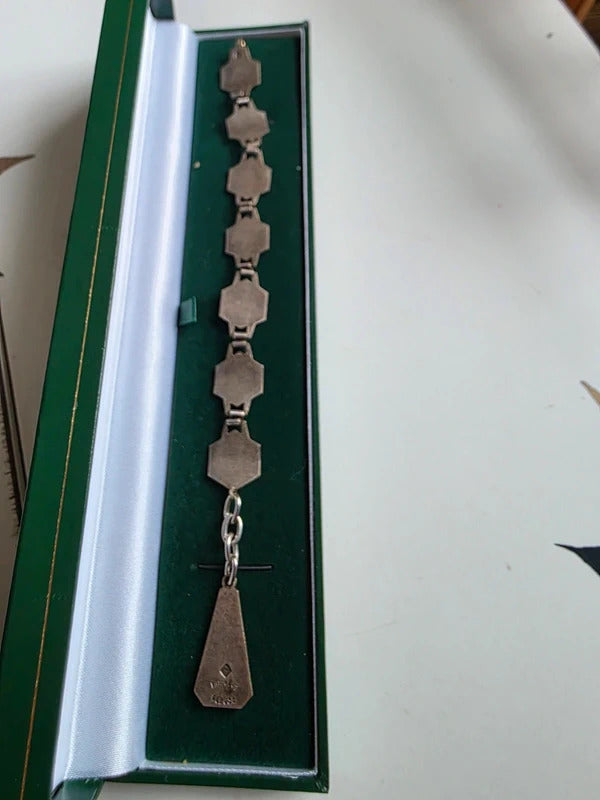 Vintage 1940s–1950s Paris Souvenir Bracelet – Low grade Silver (Filigrane Déposé)