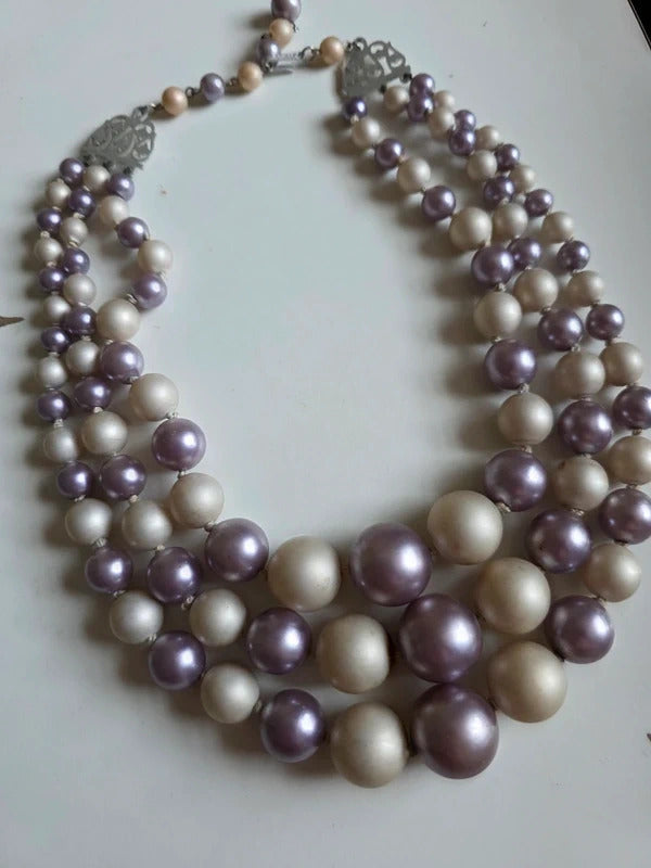 Vintage Late 1950s Faux Pearl Triple Strand Necklace – Lilac & Ivory Collier