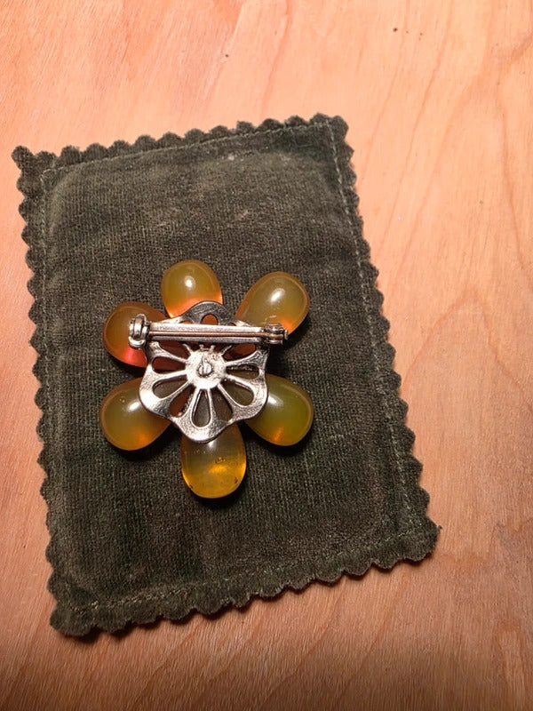 Vintage Apple Juice Bakelite Flower Brooch – 1930s
