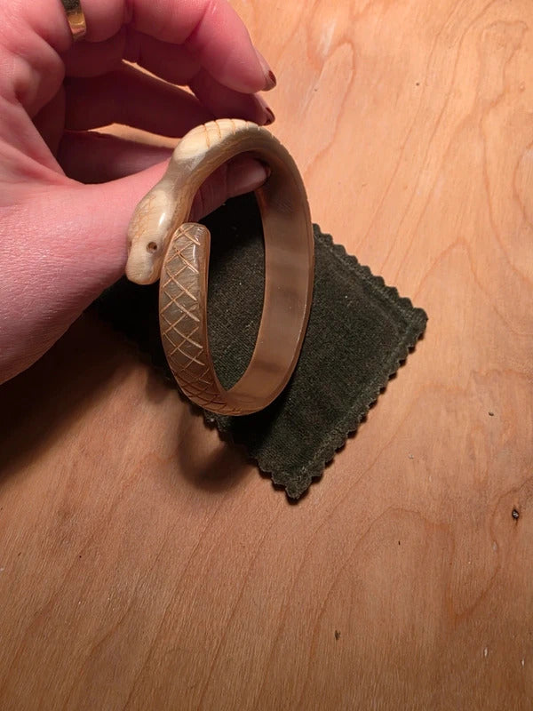 Vintage Art Deco Carved Snake Bangle Bracelet
