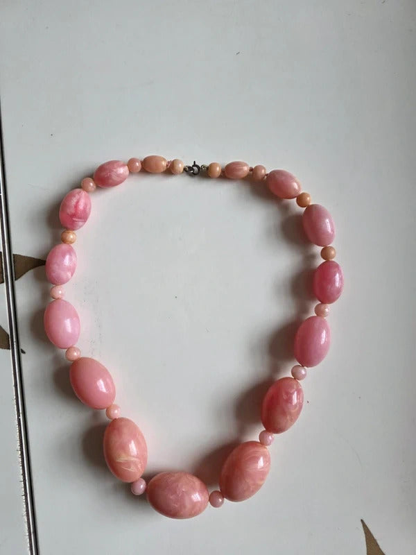 Vintage 1950s Marbled Pink Early Plastic Graduated Bead Necklace