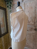Load image into Gallery viewer, Vintage 1940s Embroidery Anglaise Cotton Blouse UK Size 12 by Clogmore
