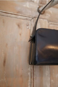 Vintage late 1930s Navy leather bag - Swivel handle - Goodwood revival