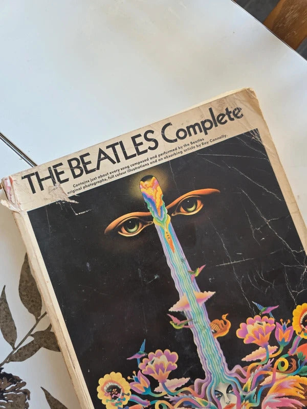 Vintage 1980s The Beatles Complete Piano Vocal Easy Organ Songbook
