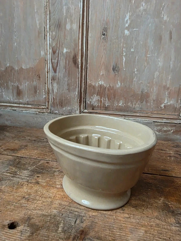 Victorian Stoneware Jelly Mould – Cream Glazed Pudding Mould – English Kitchenalia