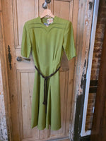 Load image into Gallery viewer, Late 1930s / Early 1940s Rembrandt Green Dress – Fitted Waist, Button Back, Pleated Skirt XS
