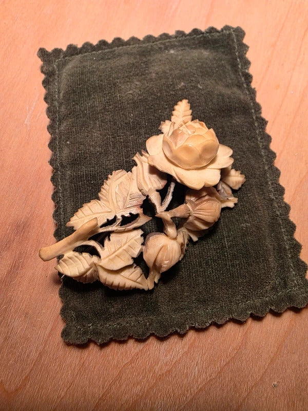 Antique Hand Carved Rose Brooch – Early 20th Century