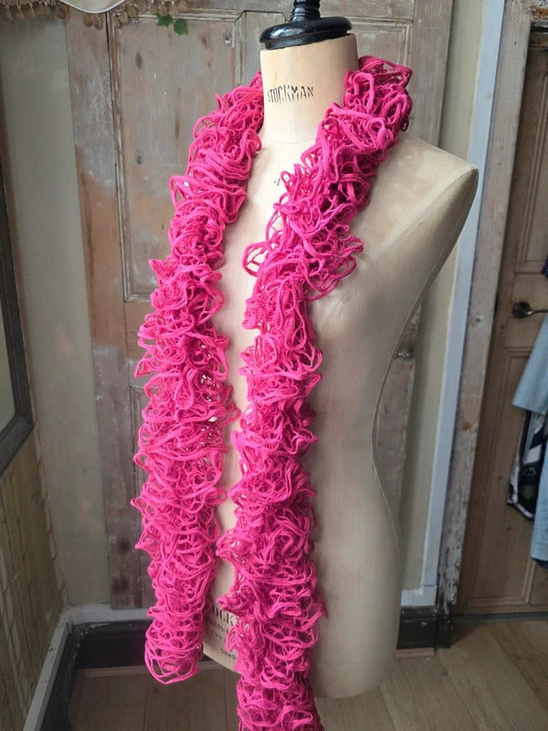 Vintage Y2K Bold Pink Crochet Skinny Ruffle Scarf
