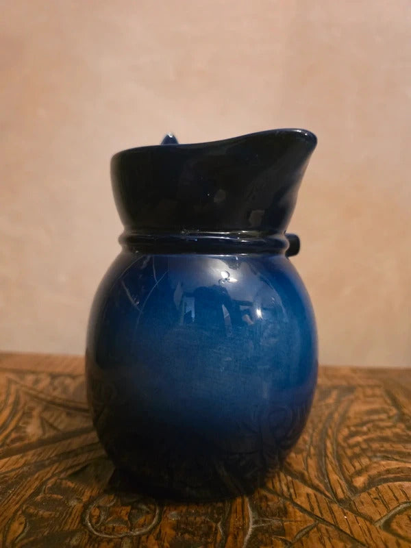 Vintage 1930s deco Tony Wood Blue Glaze cat Jug
Stamped: Tony Wood – Staffordshire, England