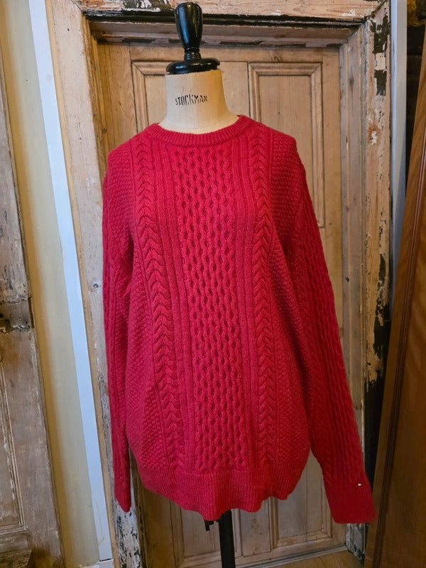 Vintage Y2K Wool Tommy Hilfiger Red knitted jumper