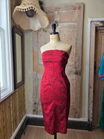 Load image into Gallery viewer, Vintage Y2K Red Jacquard Strapless Wiggle Dress | 1950s Style Bandeau Bodycon | Pinup | UK 10/12
