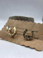 Load image into Gallery viewer, Vintage 1950s horse shoe equestrian gold tone cufflinks
