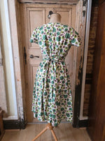 Load image into Gallery viewer, Vintage 1950s Sidgreene Dress – Original Fit &amp; Flare Cotton – Floral Print – UK 8/10
