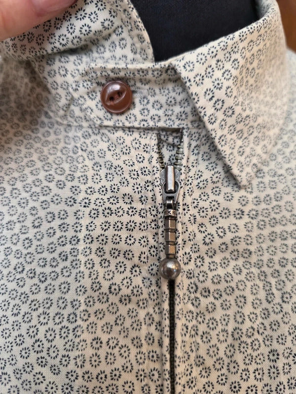 Pretty Green Slim Fit Shirt – Cream Micro Floral Zip Detail Button Up – Size XL