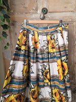 Load image into Gallery viewer, Vintage Late 1940s Yellow Rose Skirt – Make Do and Mend – Bold Floral – UK12
