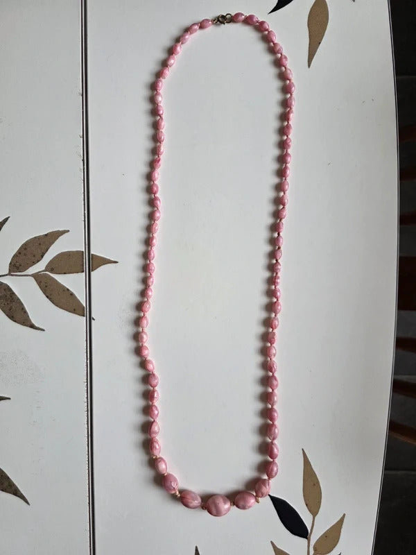 Vintage 1930s czech Mottled Pink Glass Graduated Bead Necklace – Long Strand