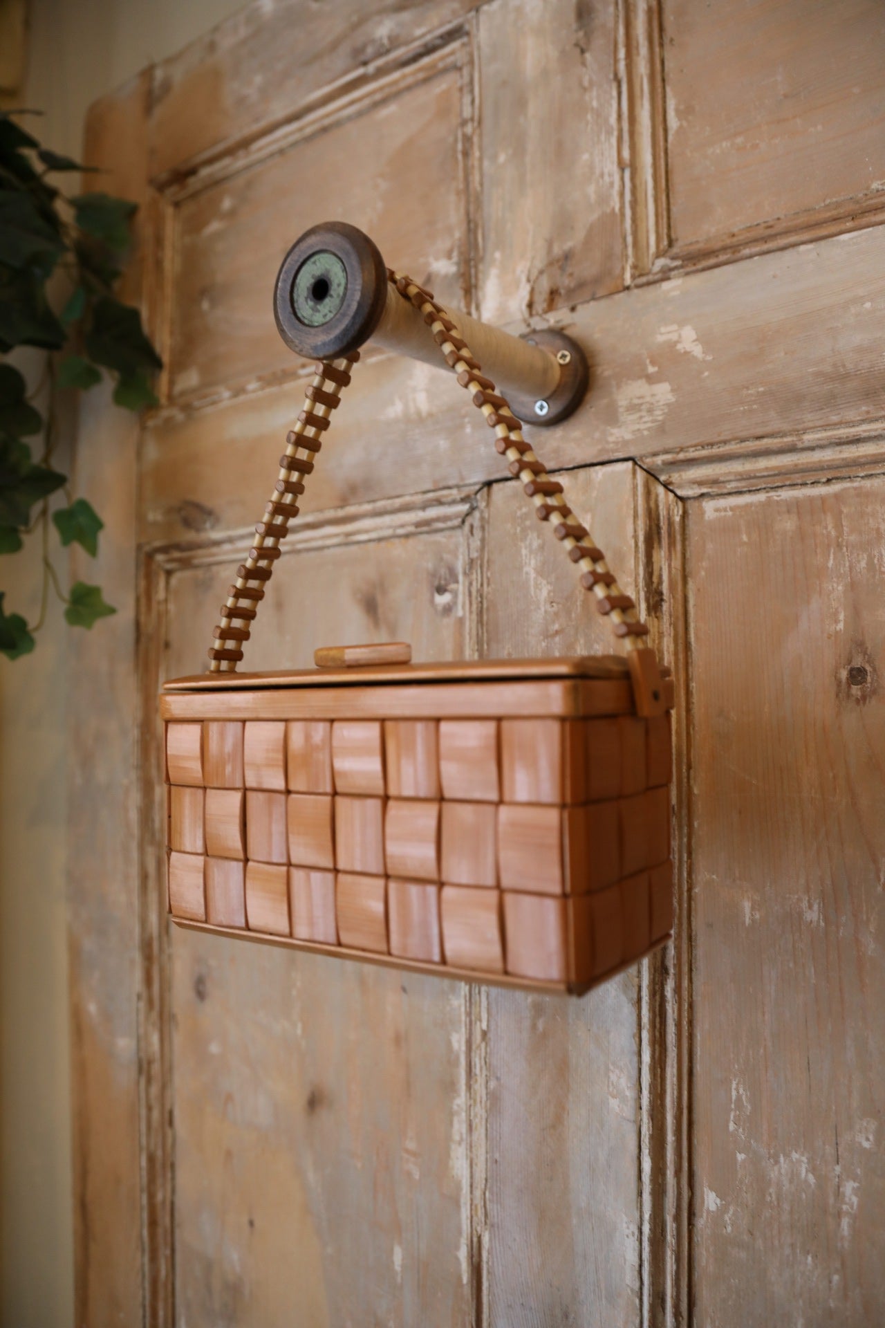 Vintage 1940s-early 1950s wooden bamboo box - tiki bag