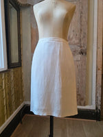 Load image into Gallery viewer, Vintage Y2K Max Mara Linen Pencil Skirt | Cream Tailored Midi | Designer Italian | W30" pietra
