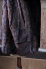 Load image into Gallery viewer, Vintage 1950s dark Mink sleek fur coat - original swing - brown mink
