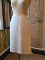 Load image into Gallery viewer, Vintage Y2K Max Mara Linen Pencil Skirt | Cream Tailored Midi | Designer Italian | W30" pietra
