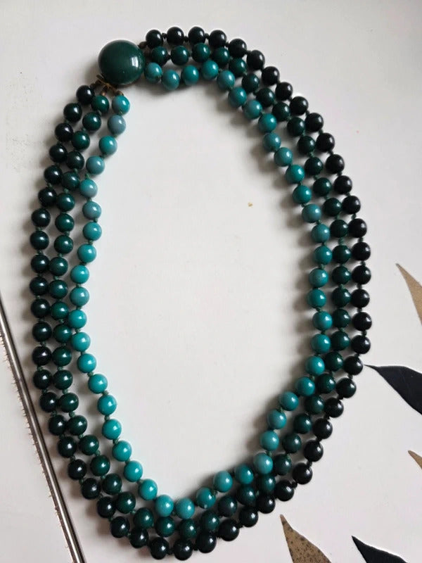 Vintage 1950s–1960s Vintage 3 Strand Green Glass Bead Necklace